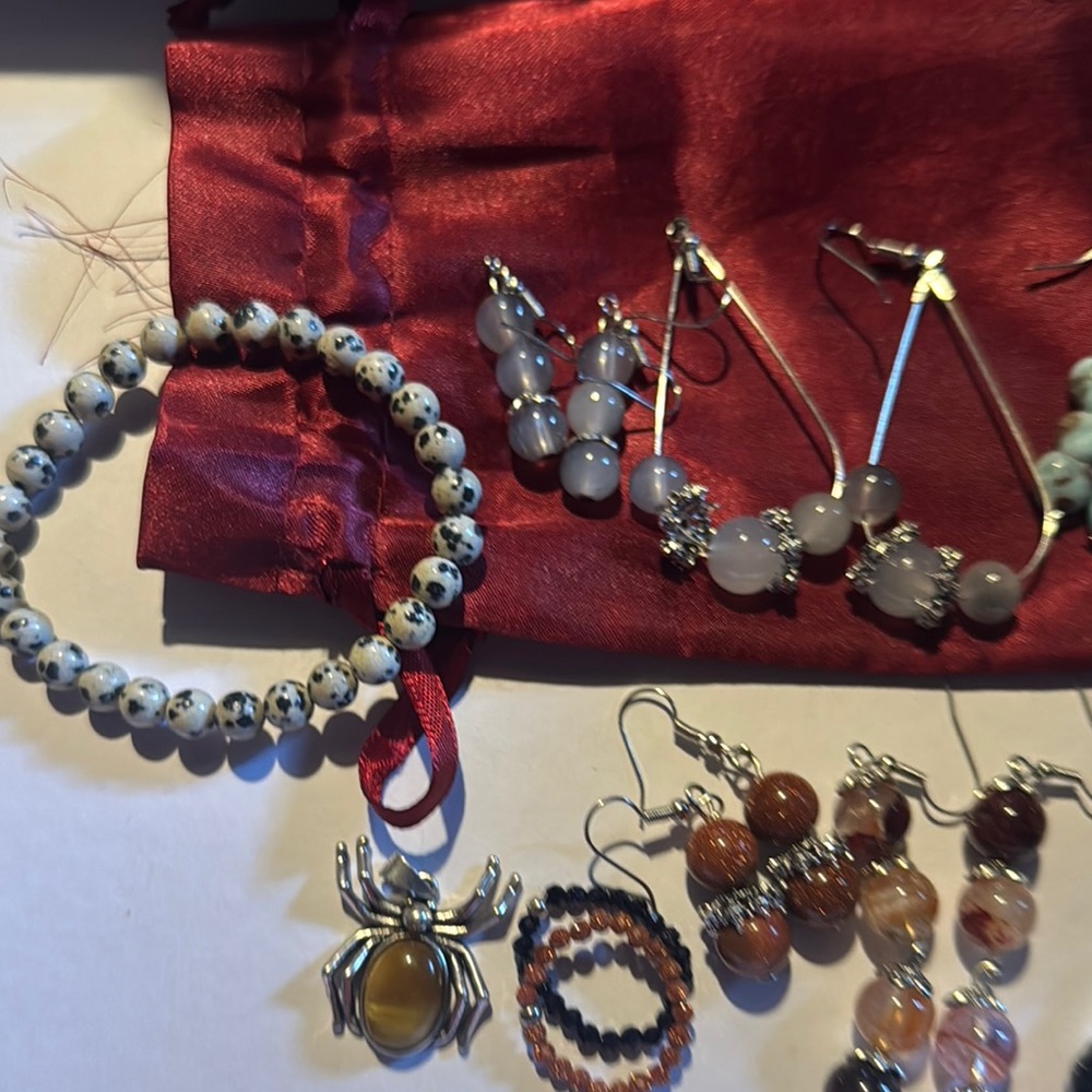 Elegant Multi-Color Earring Set - Picture 7 of 9